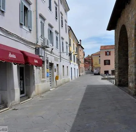 Appartamento 960 Capodistria