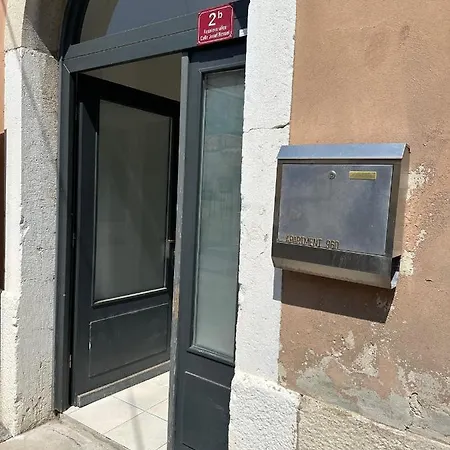 960