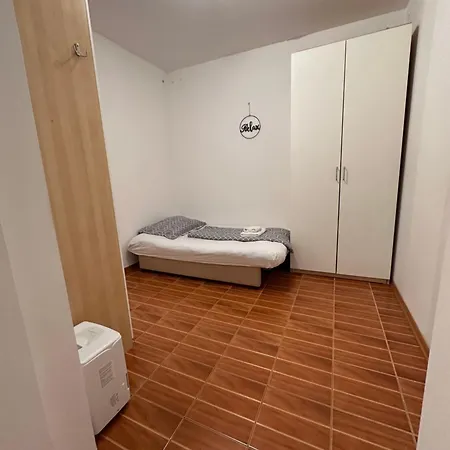 960 * Koper