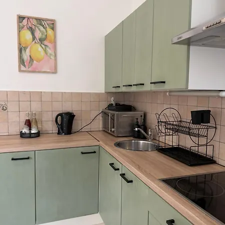 Apartma 960 *